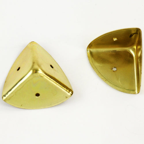 S761 - Medium Brass Plated Corner