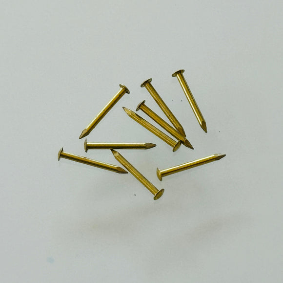 K121 - 1/2'' #18 Solid Brass Escutcheon Pins (1 gr.)