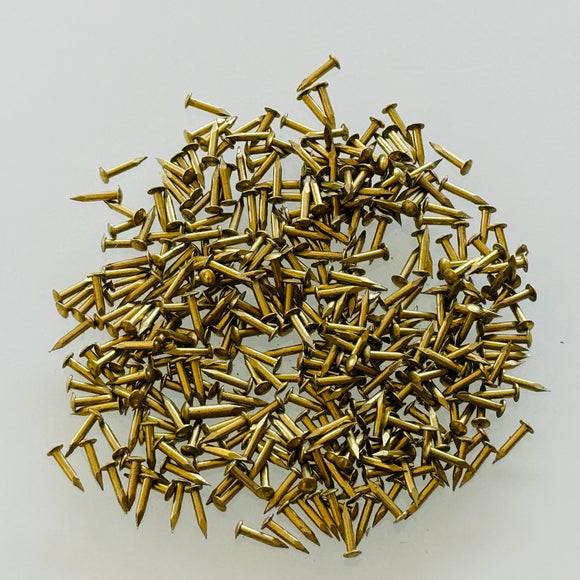 K141 - 1/4'' #18 Solid Brass Escutcheon Pins (1 oz.)