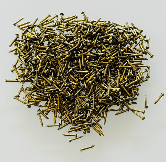 K141 - 1/4'' #20 Solid Brass Escutcheon Pins (1 oz.)