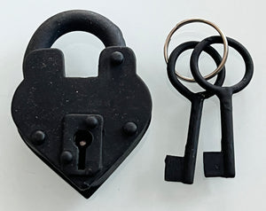 G056 - 2 1/4'' Width x 3'' Height Heart Shaped Antique Iron Reproduction Padlock
