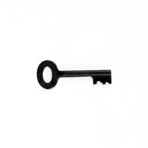 Z978 - 1 1/2" Medium Iron Key, Decorative